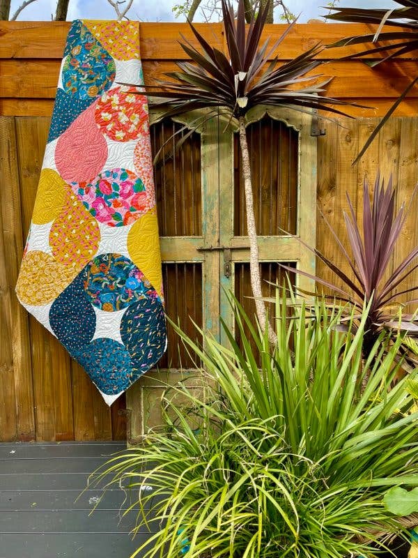 Raindrop Swirl Quilt Pattern