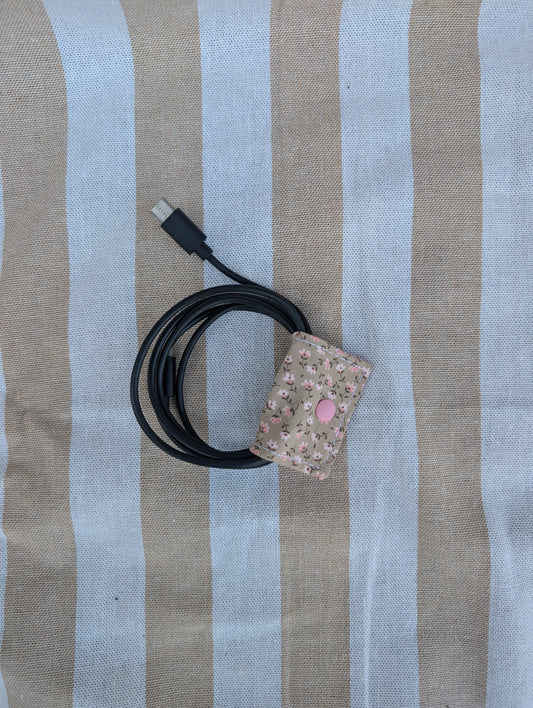 Tea with Nanna Cord Keeper