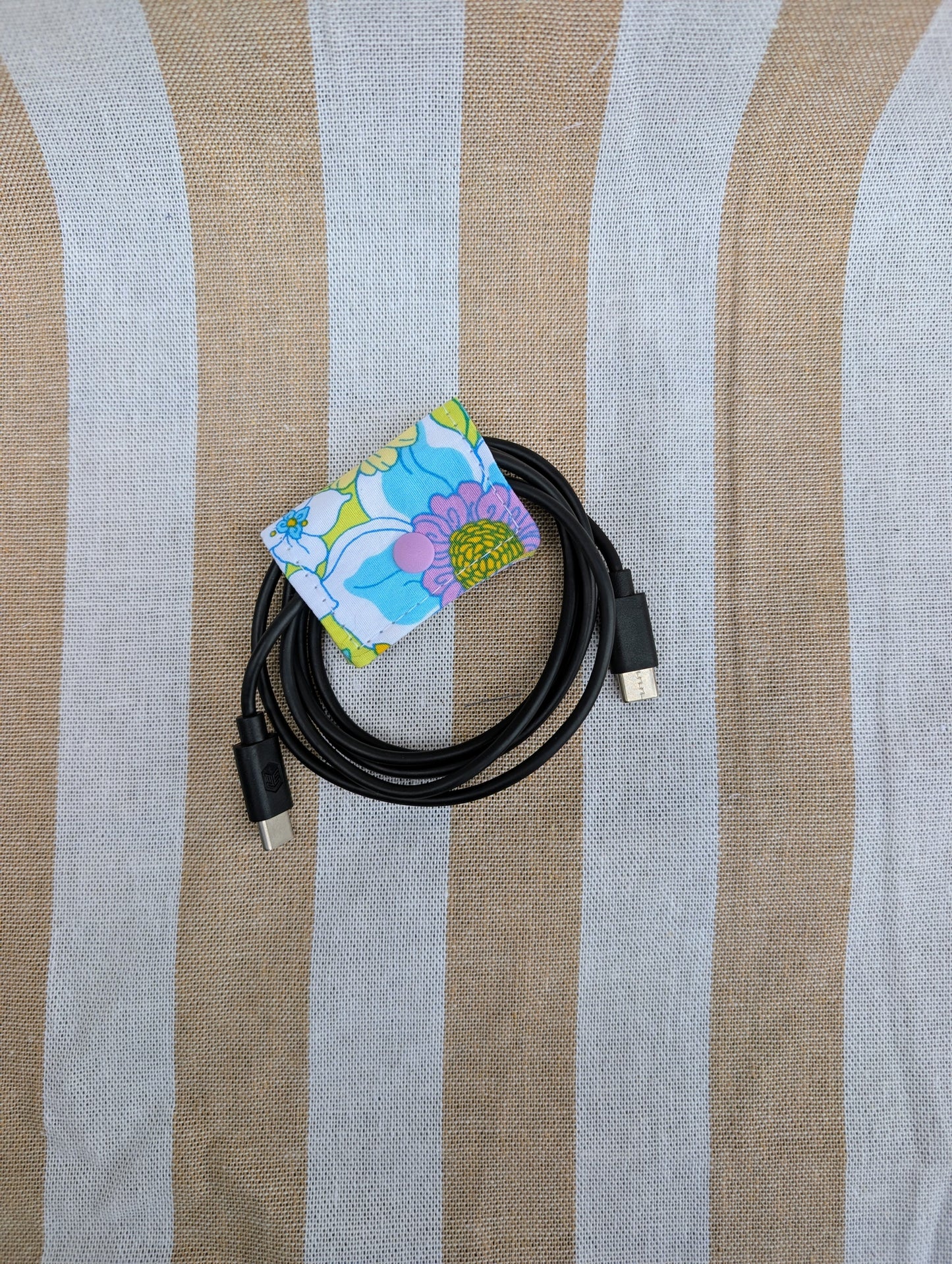 Juliet's Garden Cord Keeper