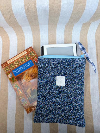 Blueberry Jam Zippered e-Reader/Book Sleeve